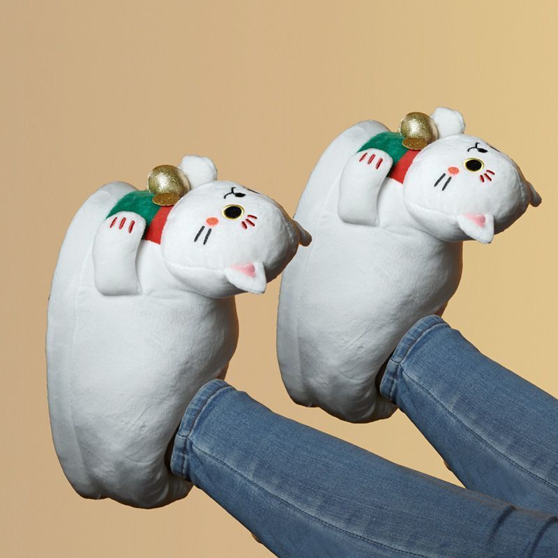 Maneki Neko Lucky Cat Slippers (Unisex One Size) - PartyErasers