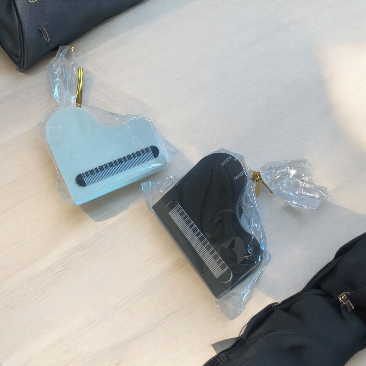 Music Themed Piano Shape Memo Magnetic Clip - PartyErasers