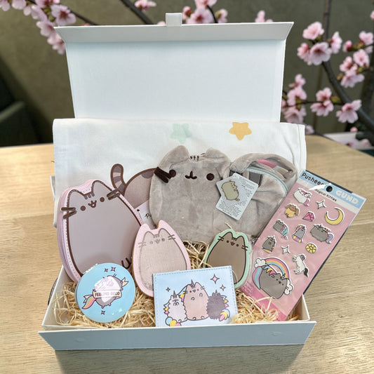 Pusheen Cat Gift Hamper: Manicure Set