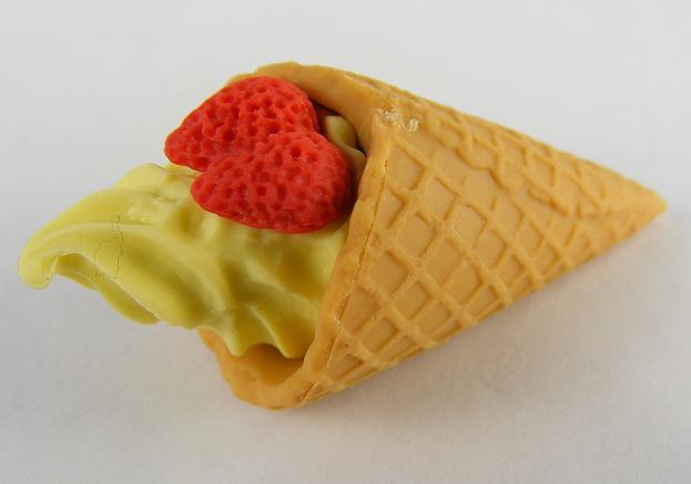 Iwako Japanese Puzzle Eraser - Macaron, Wafflecone, French Doughnut - PartyErasers