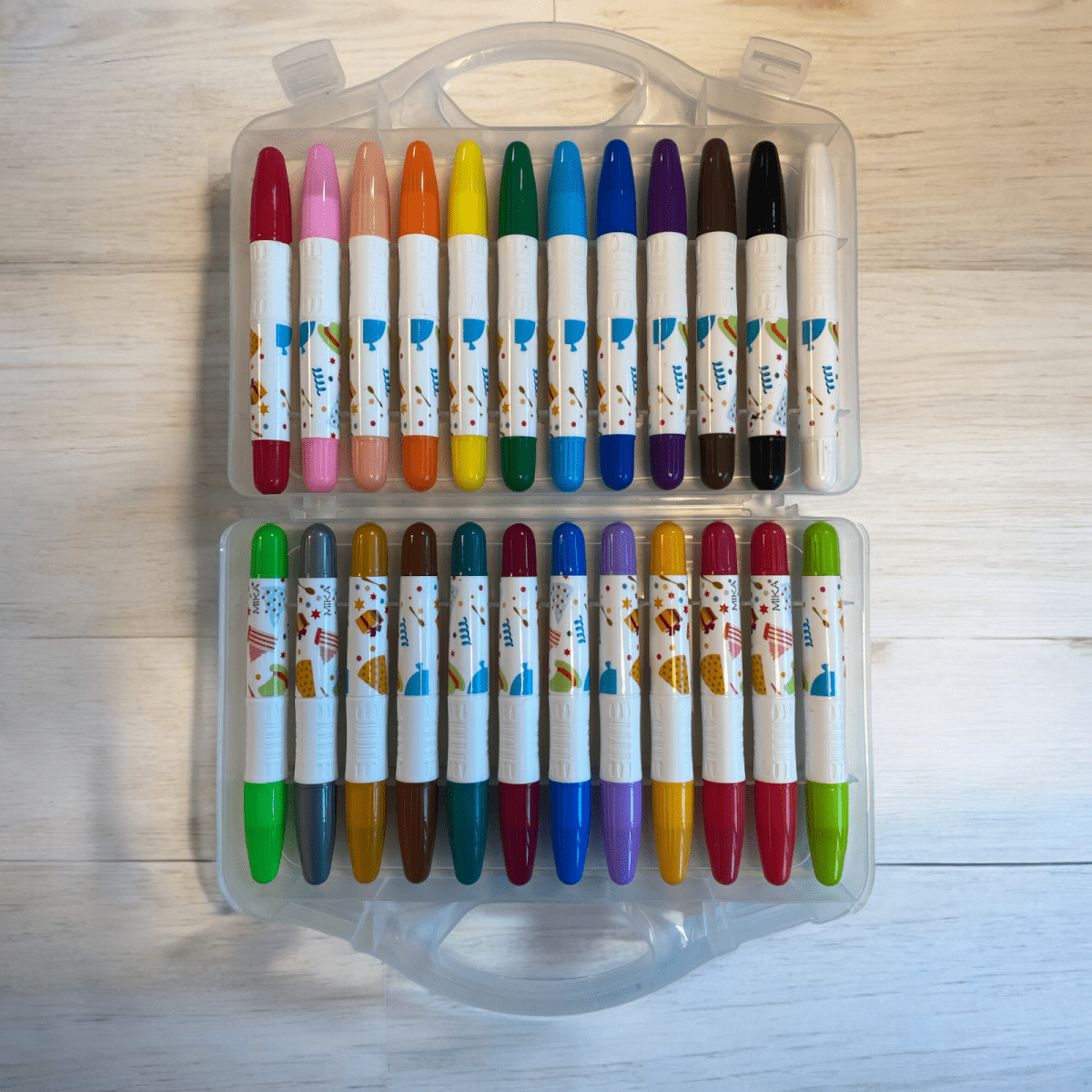 Twistable Gel Wax Crayon 24 Colours in a Plastic Case for student school art - PartyErasers